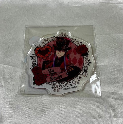 Gray man characruum cafe - characruum,